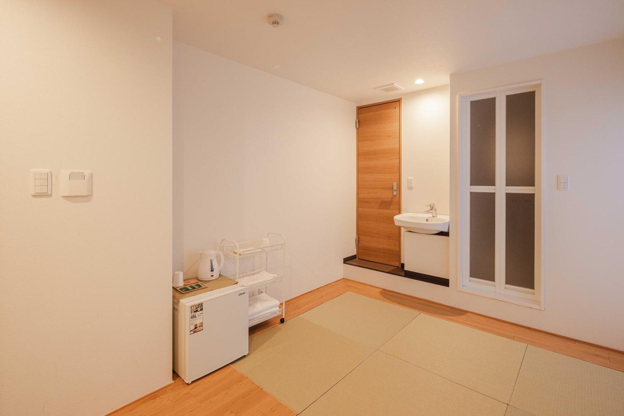 Miro Hotel Momodanikoen-Mae Osaka Room photo